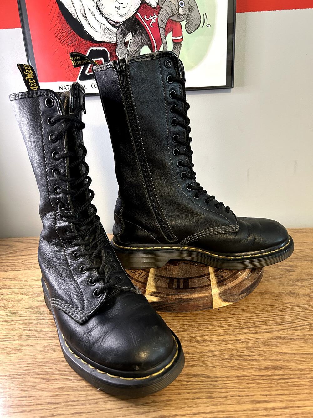 Dr Martens 10183 Black 14 Eye size 7/EU 38
